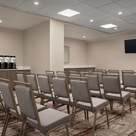 Hilton Garden Inn Philadelphia-Fort Washington Ngoại thất bức ảnh