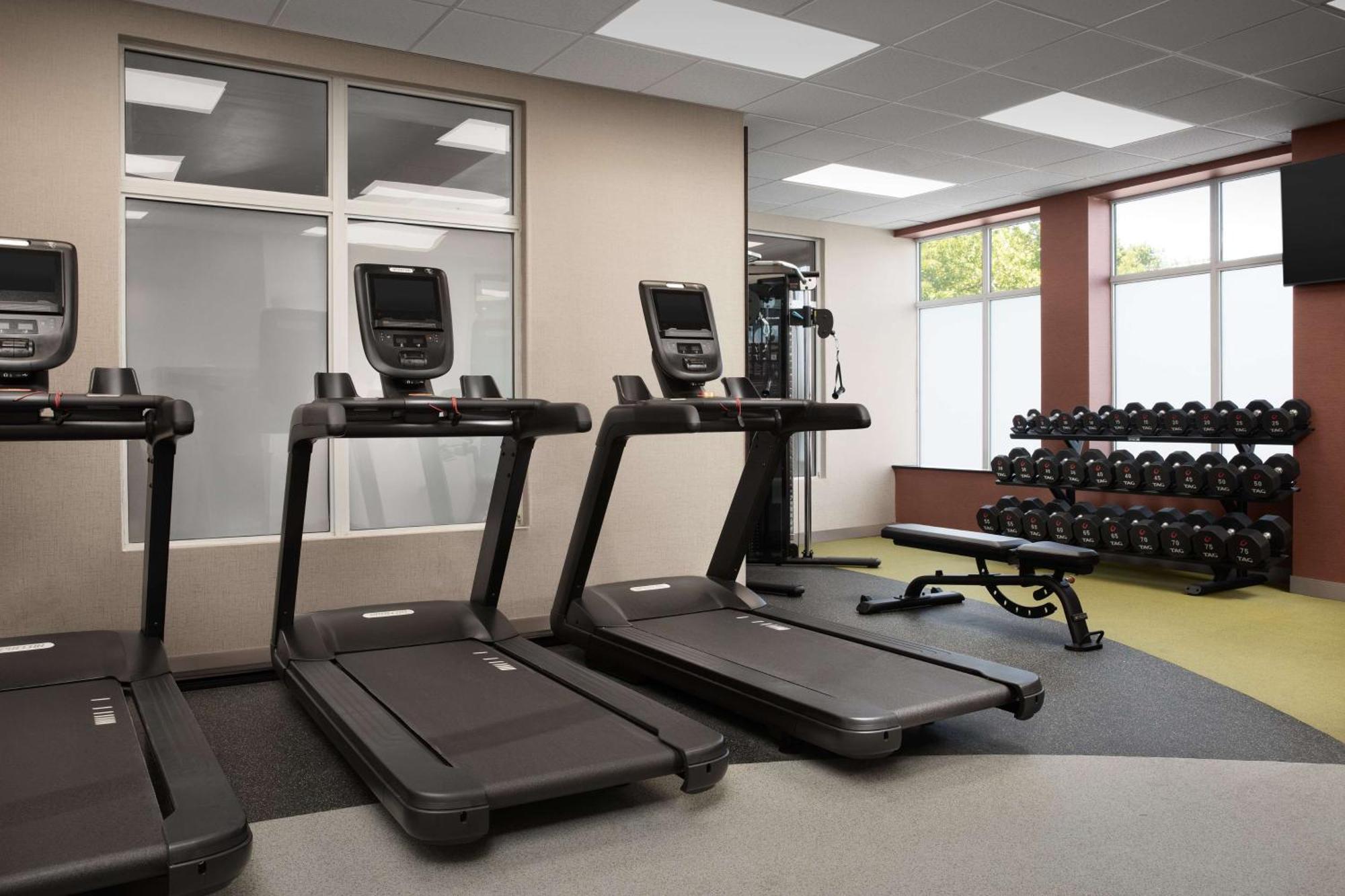 Hilton Garden Inn Philadelphia-Fort Washington Ngoại thất bức ảnh